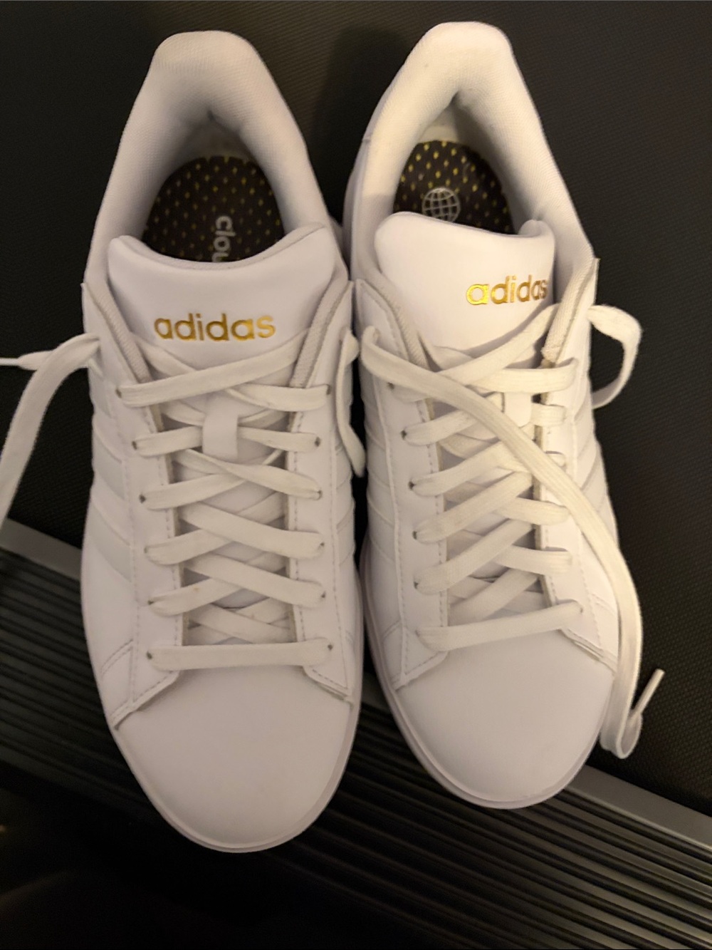 adidas White cloud form comfort Sneakers with Gold Logo. 8. EUC